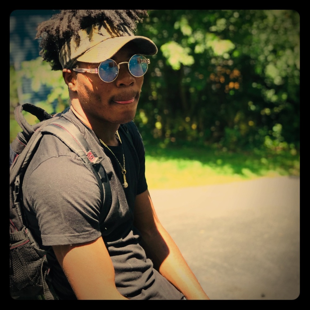 Meet your Posher, Mujeeb